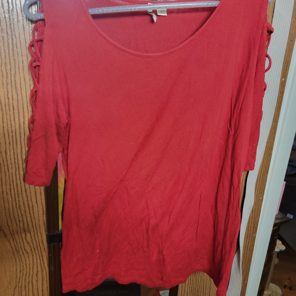 Women’s Red Short-Sleeve Tee with Ladder Sleeve Detail